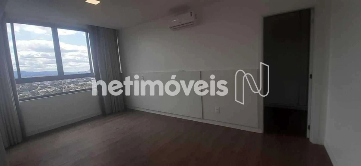 Apartamento para Venda com 4 quartos no bairro Cândida Câmara