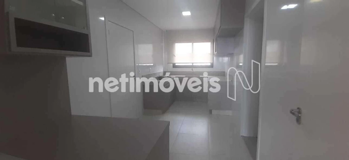 Apartamento para Venda com 4 quartos no bairro Cândida Câmara