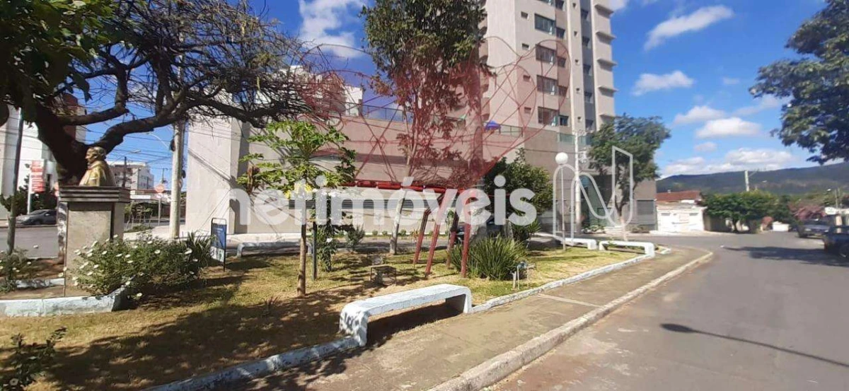 Apartamento para Venda com 4 quartos no bairro Cândida Câmara