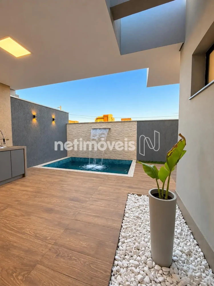 Casa para Venda no bairro Vila Segura