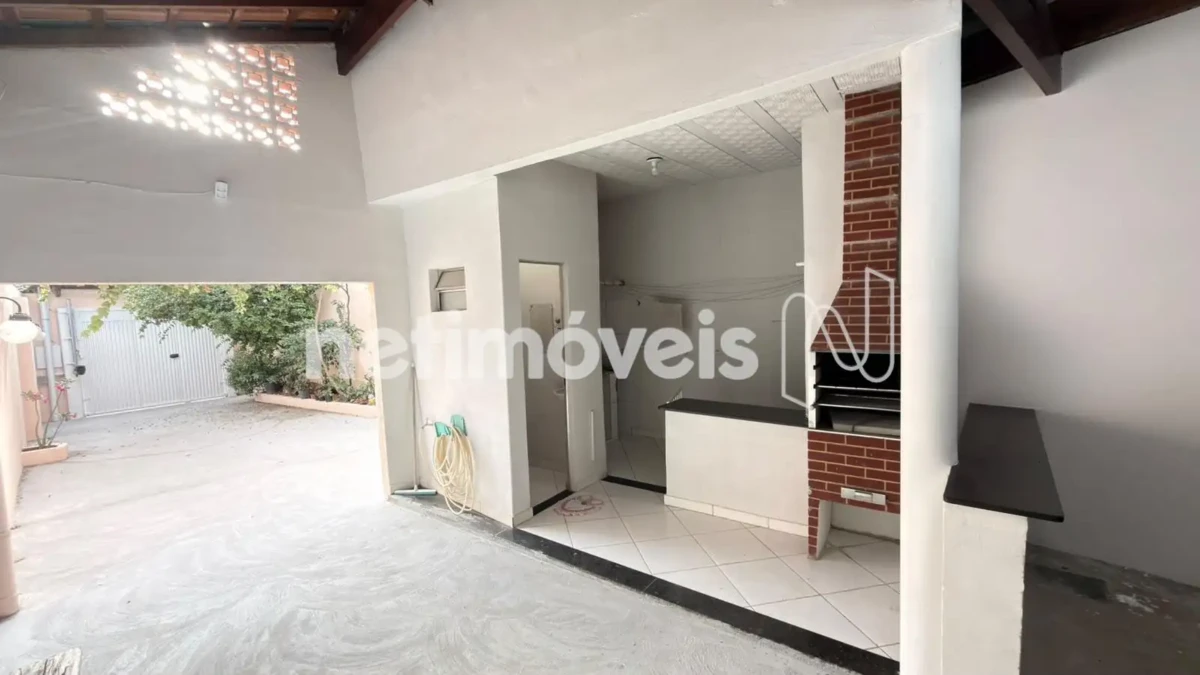 Casa para Venda com 3 quartos no bairro Morrinhos