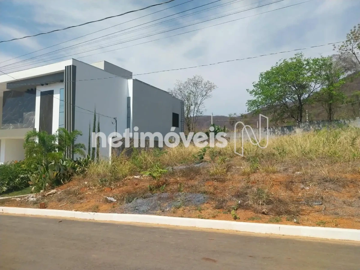 Lote para Venda com área de 484 m² no bairro Ibituruna