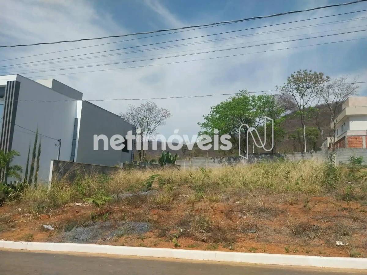 Lote para Venda com área de 484 m² no bairro Ibituruna