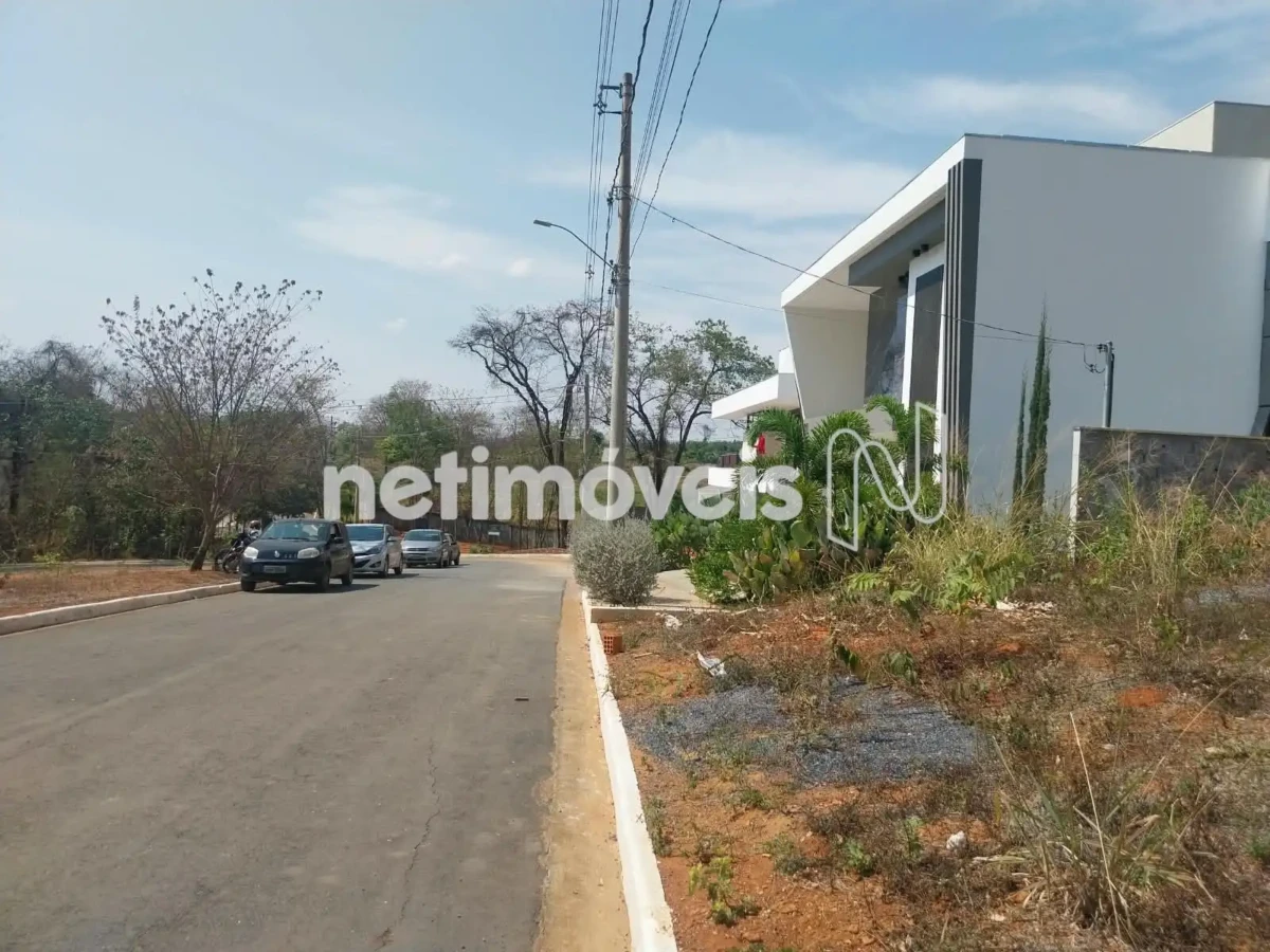 Lote para Venda com área de 484 m² no bairro Ibituruna
