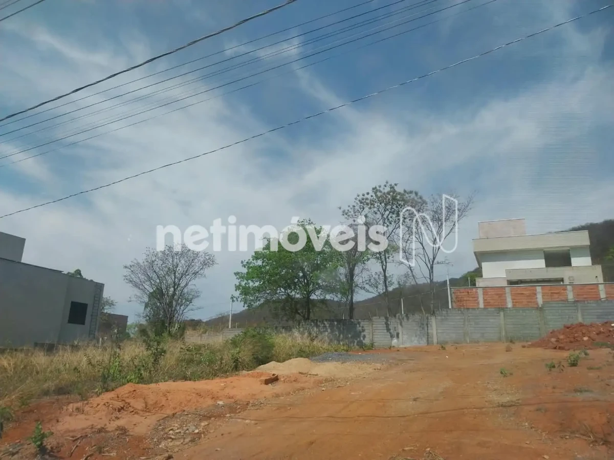 Lote para Venda com área de 484 m² no bairro Ibituruna