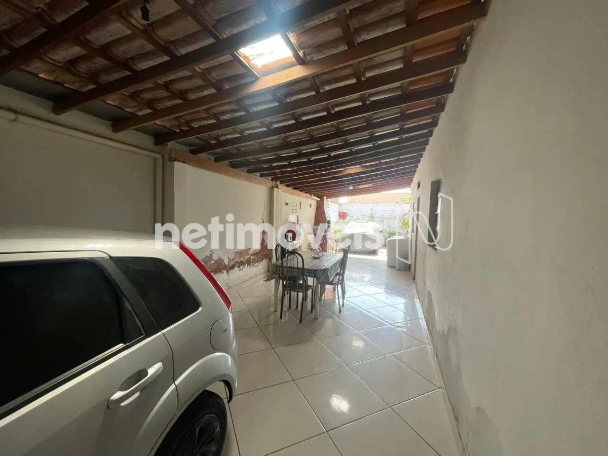 Casa para Venda com 3 quartos no bairro Alice Maia