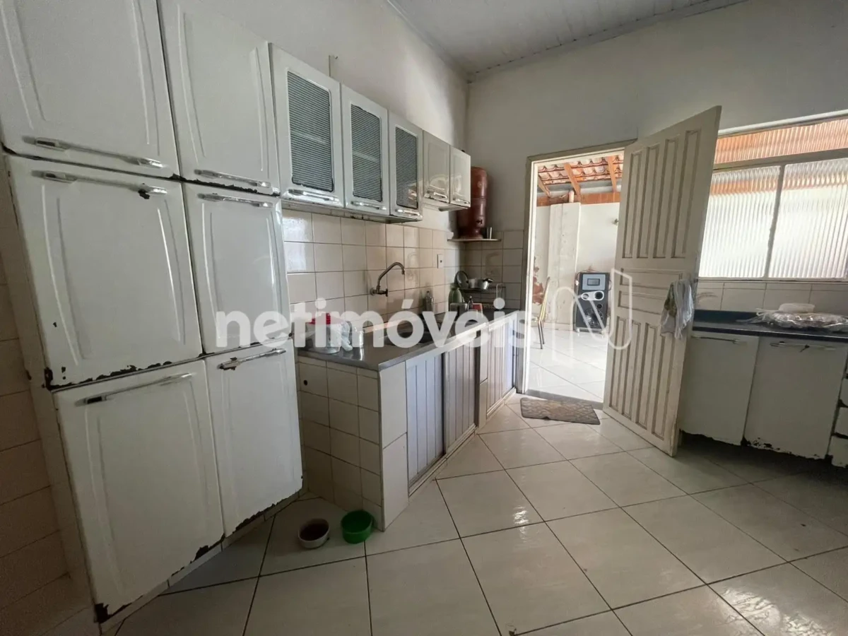 Casa para Venda com 3 quartos no bairro Alice Maia