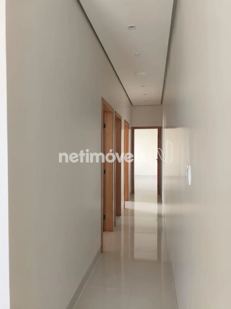 Casa em Condomínio para Venda com 3 quartos no bairro Vila Segura