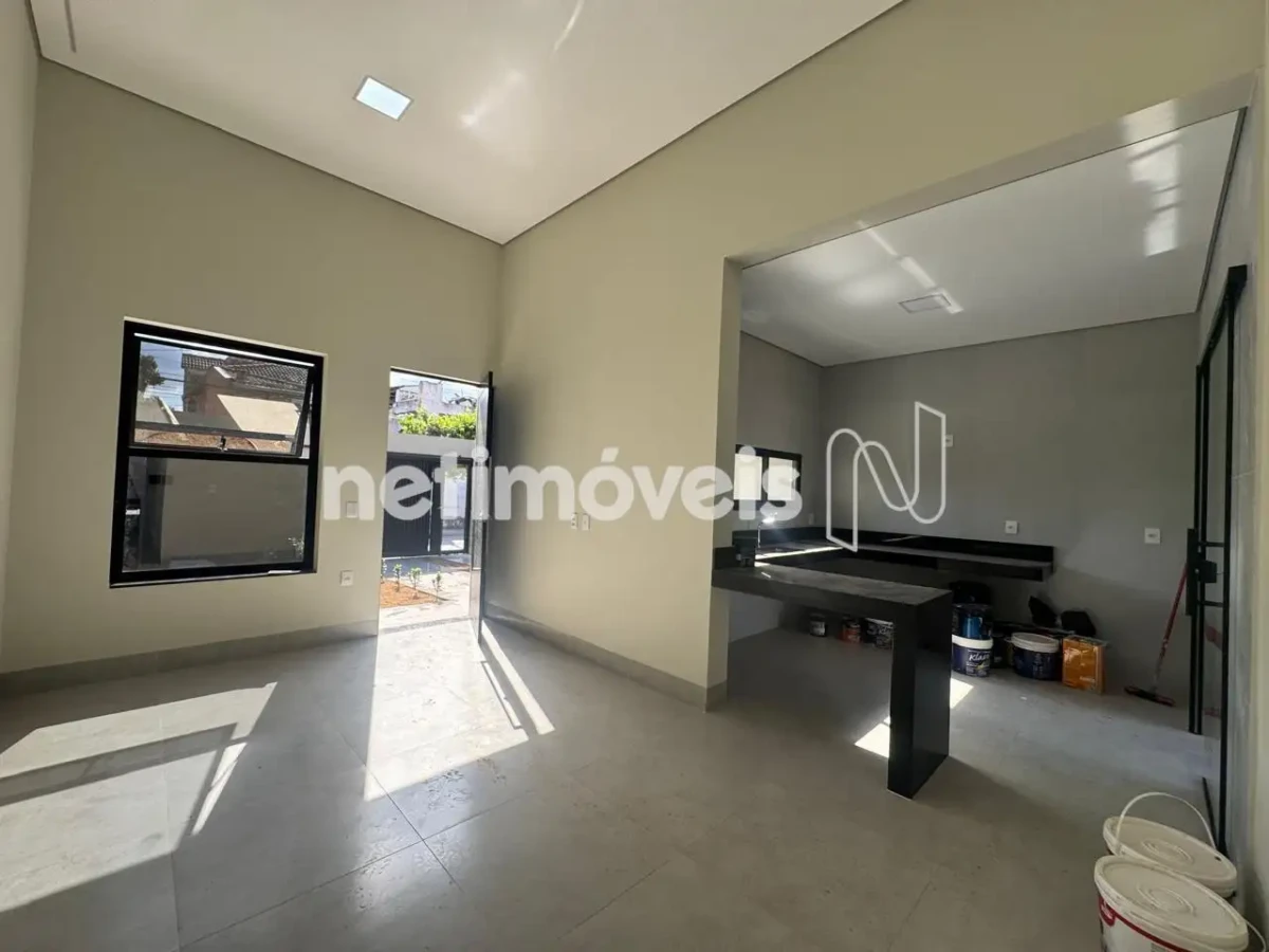 Casa para Venda com 3 quartos no bairro Nossa Senhora de Fátima