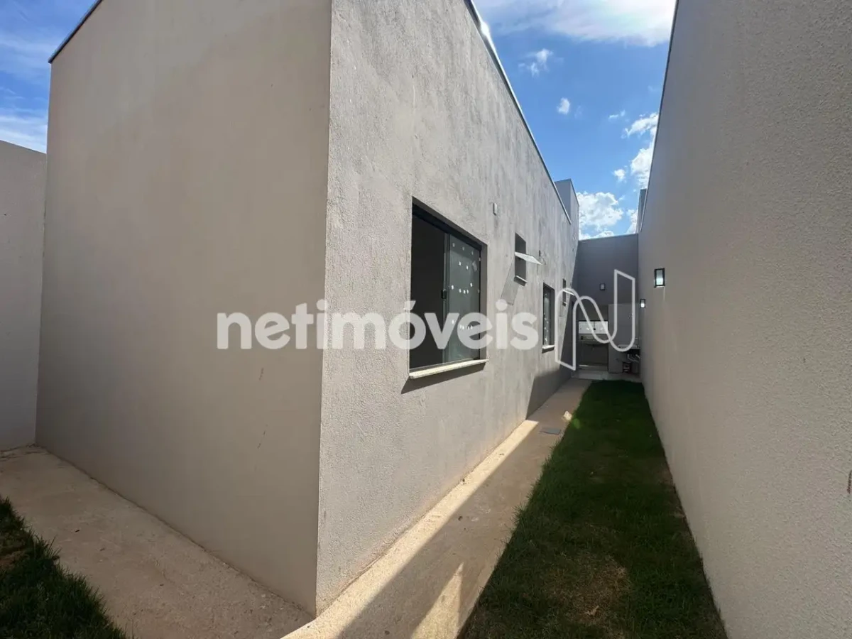 Casa para Venda com 3 quartos no bairro Nossa Senhora de Fátima