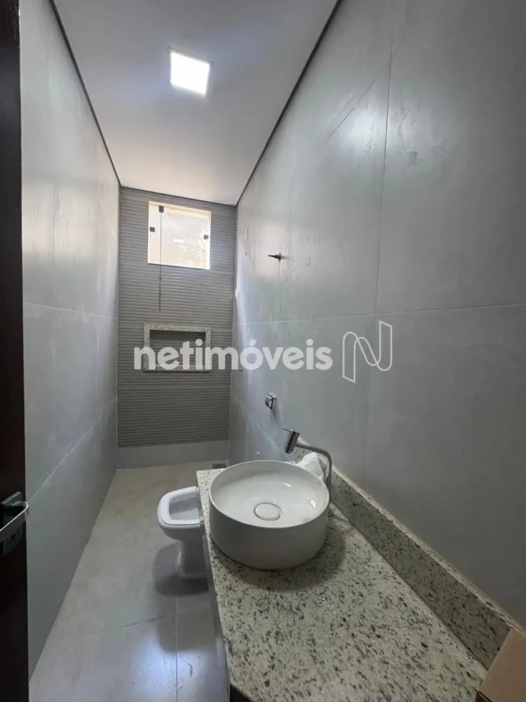Casa para Venda com 3 quartos no bairro Nossa Senhora de Fátima