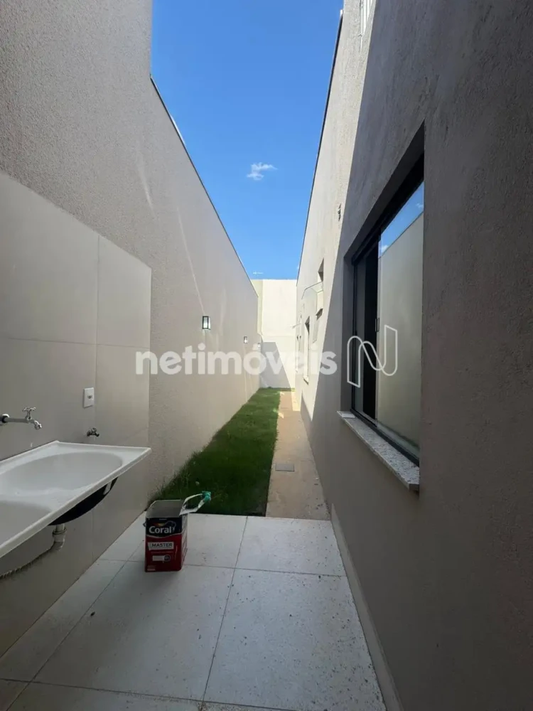 Casa para Venda com 3 quartos no bairro Nossa Senhora de Fátima