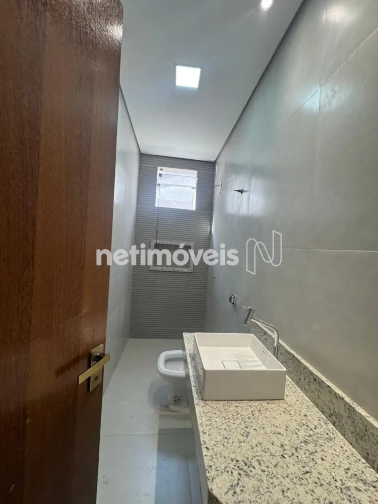 Casa para Venda com 3 quartos no bairro Nossa Senhora de Fátima