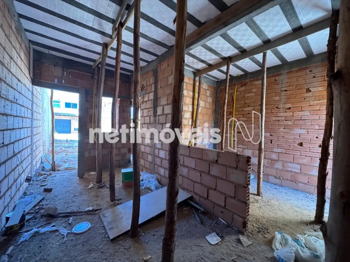 Casa para Venda com 2 quartos no bairro Carmelo