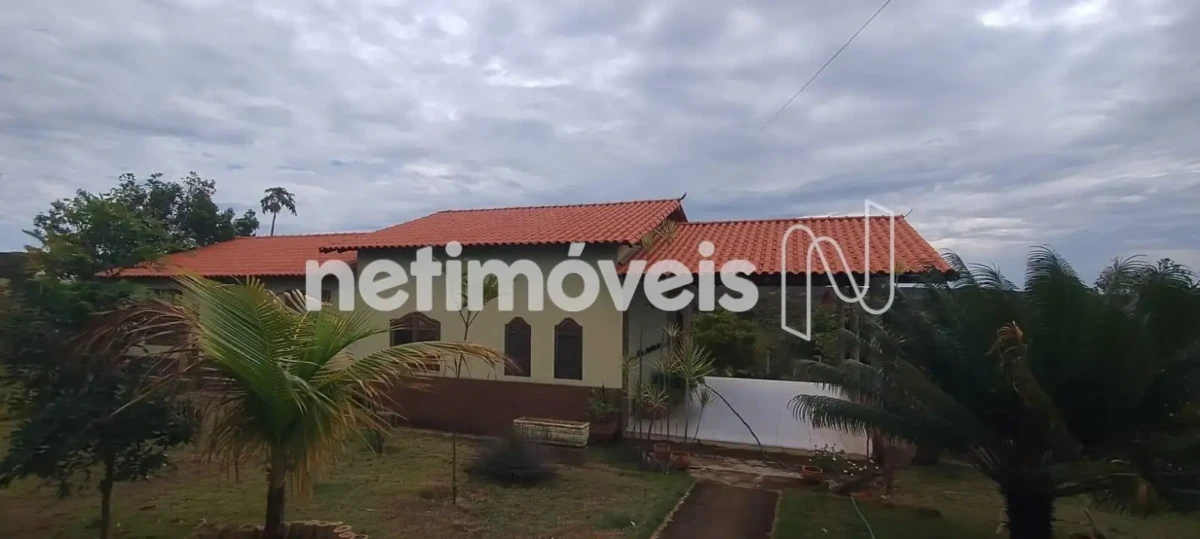 Chácara para Venda com 5 quartos no bairro Área Rural de Montes Claros