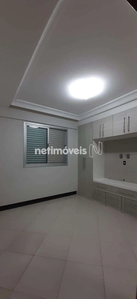 Apartamento para Venda com 4 quartos no bairro Cândida Câmara