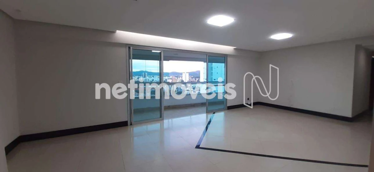 Apartamento para Venda com 4 quartos no bairro Cândida Câmara