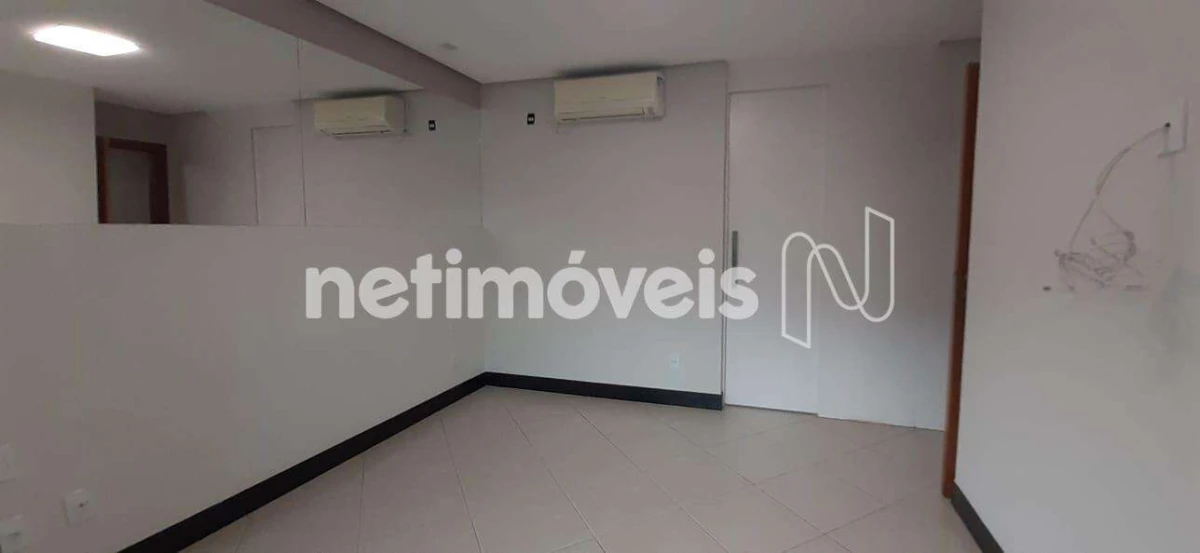 Apartamento para Venda com 4 quartos no bairro Cândida Câmara