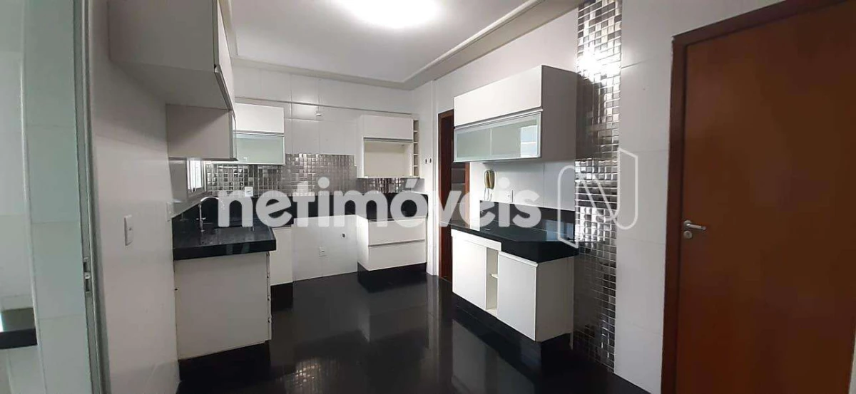 Apartamento para Venda com 4 quartos no bairro Cândida Câmara