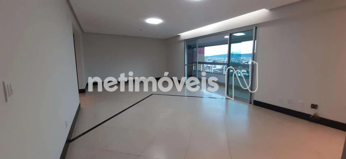 Apartamento para Venda com 4 quartos no bairro Cândida Câmara