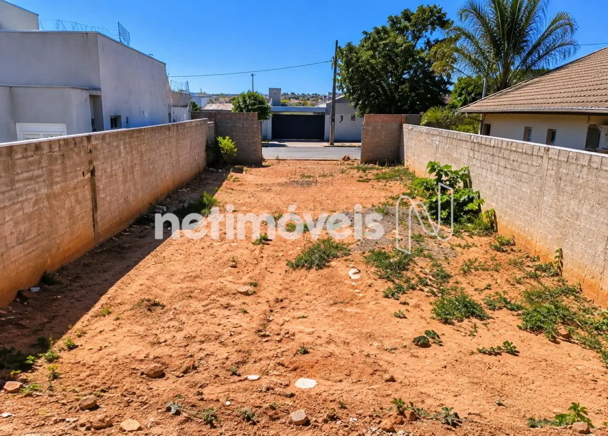 Lote para Venda com área de 330 m² no bairro Jaraguá I