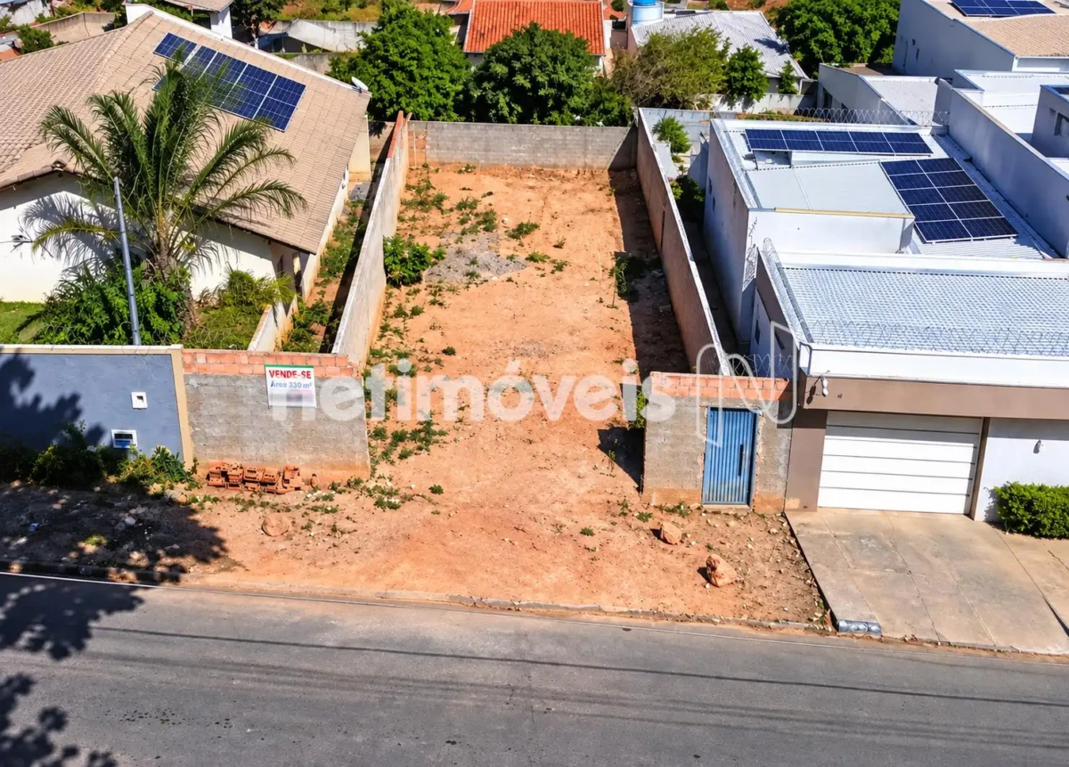 Lote para Venda com área de 330 m² no bairro Jaraguá I