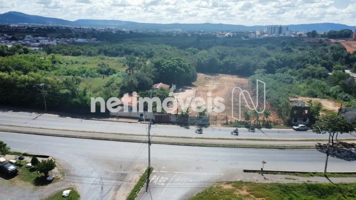 Lote para Venda com área de 7390 m² no bairro Alcides Rabelo