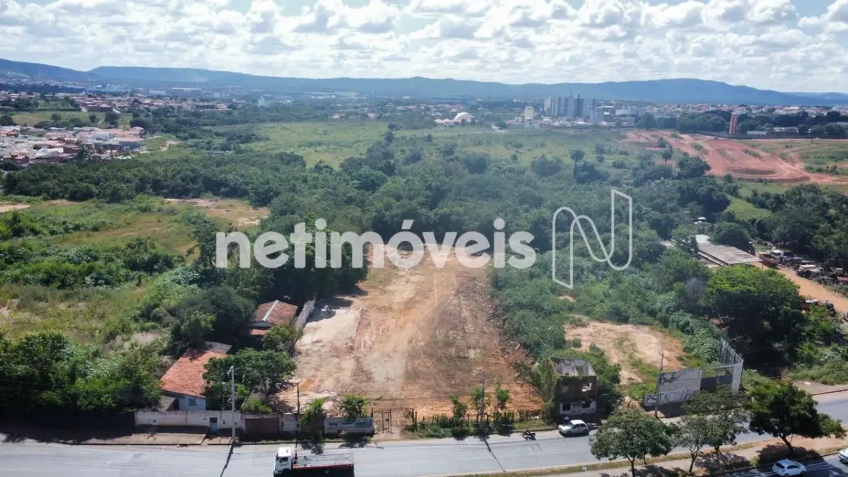 Lote para Venda com área de 7390 m² no bairro Alcides Rabelo