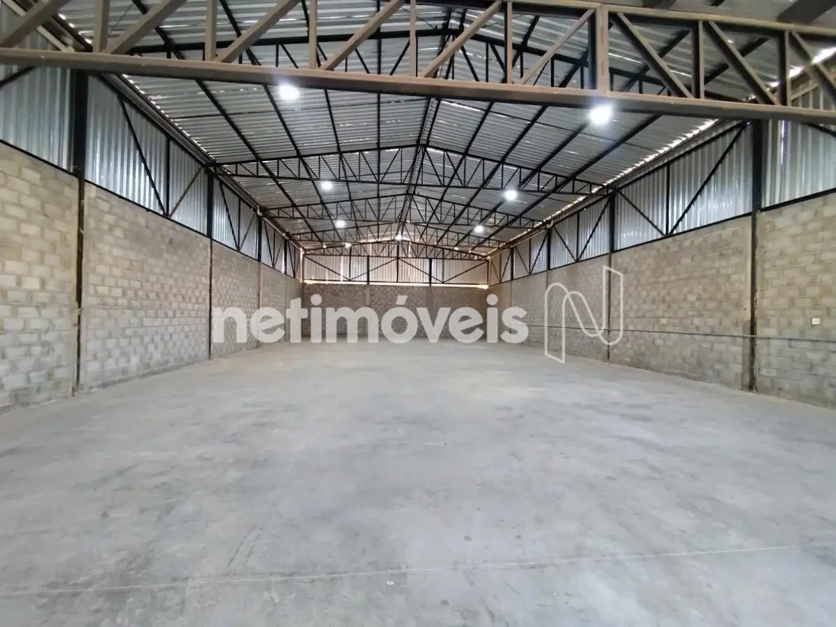 Galpão para Venda com área de 620 m² no bairro Mirante do Sol