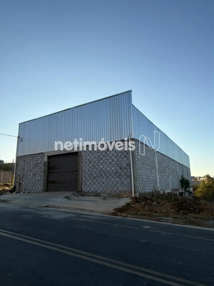 Galpão para Venda com área de 620 m² no bairro Mirante do Sol