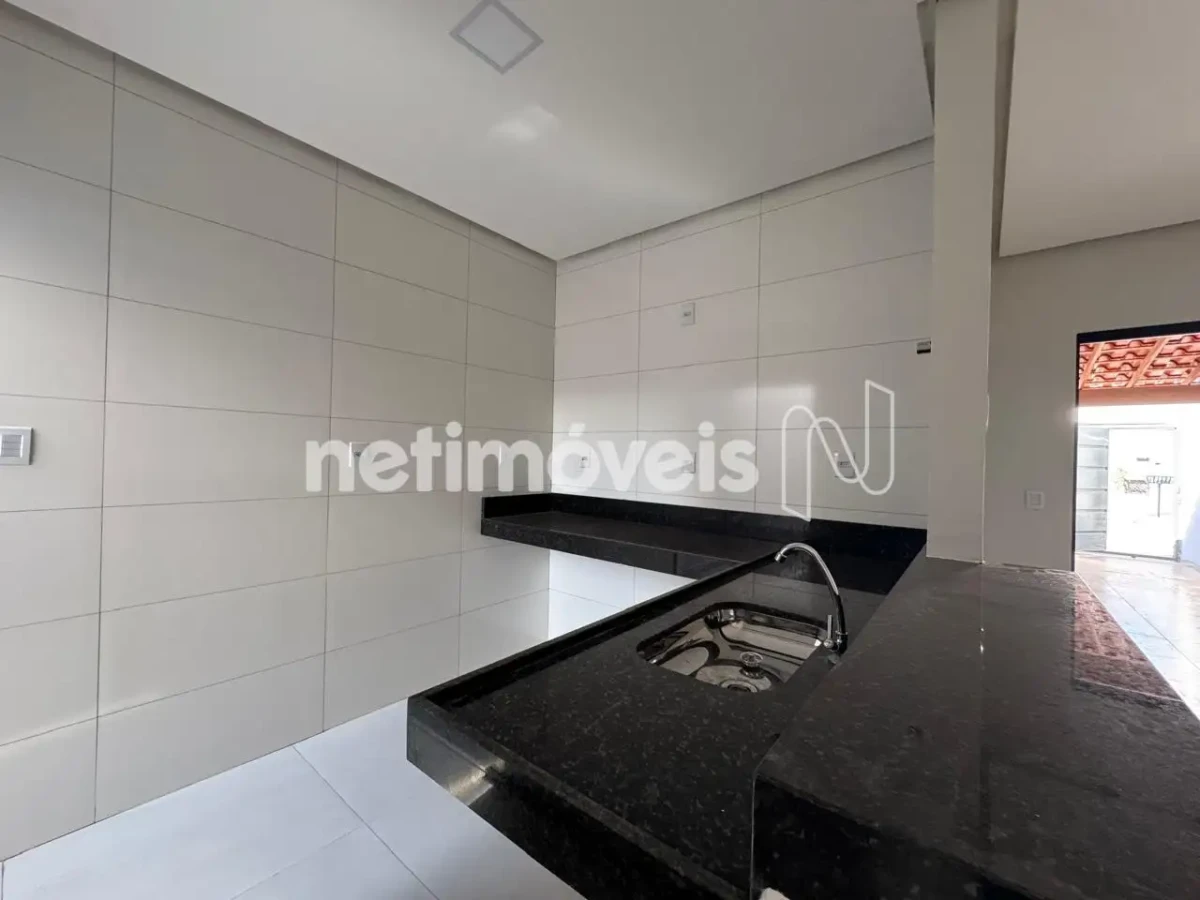 Casa para Venda com 3 quartos no bairro Loteamento Vila Aliança