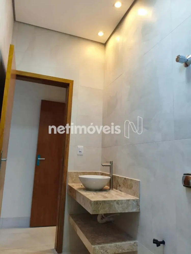 Casa para Venda com 3 quartos no bairro Residencial Monte Belo