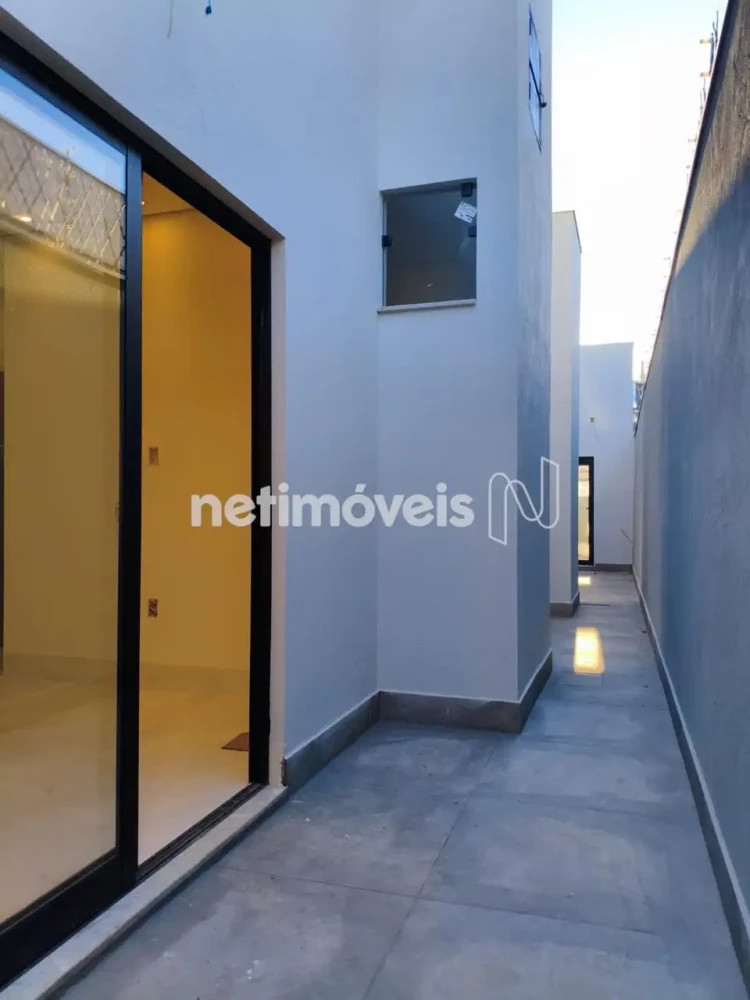 Casa para Venda com 3 quartos no bairro Residencial Monte Belo