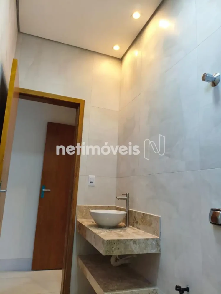 Casa para Venda com 3 quartos no bairro Residencial Monte Belo