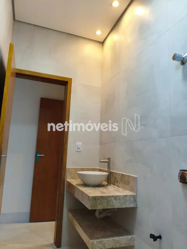 Casa para Venda com 3 quartos no bairro Residencial Monte Belo