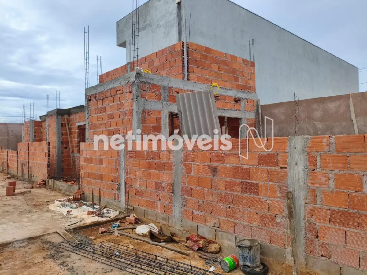 Casa para Venda com 3 quartos no bairro Residencial Monte Belo