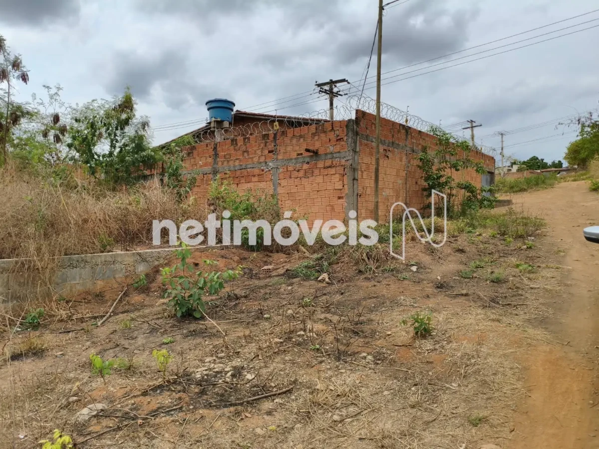 Lote para Venda com área de 240 m² no bairro Jaraguá I
