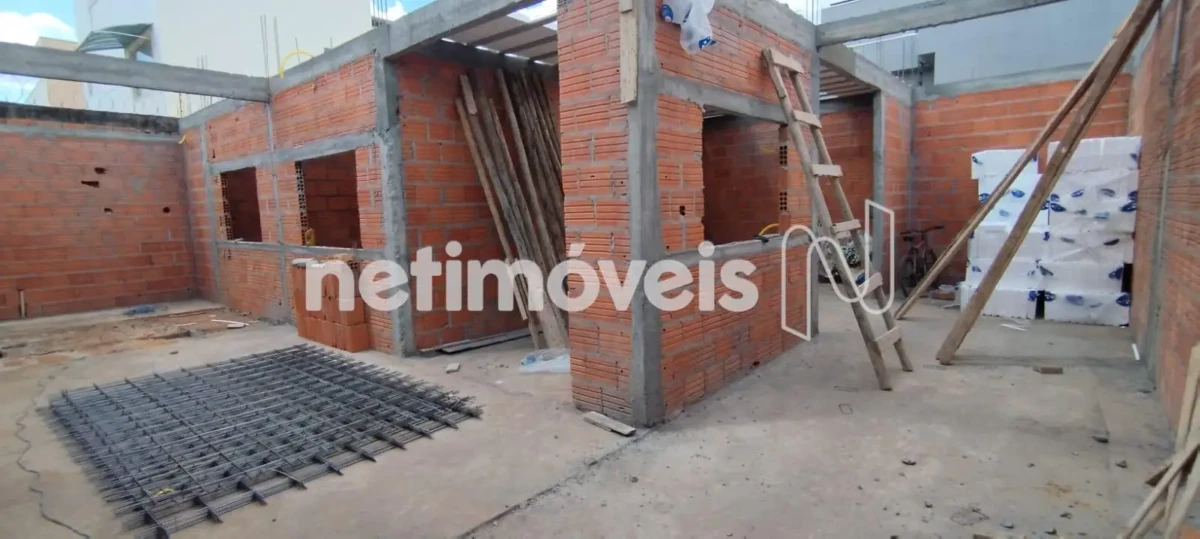 Casa para Venda com 3 quartos no bairro Todos Os Santos