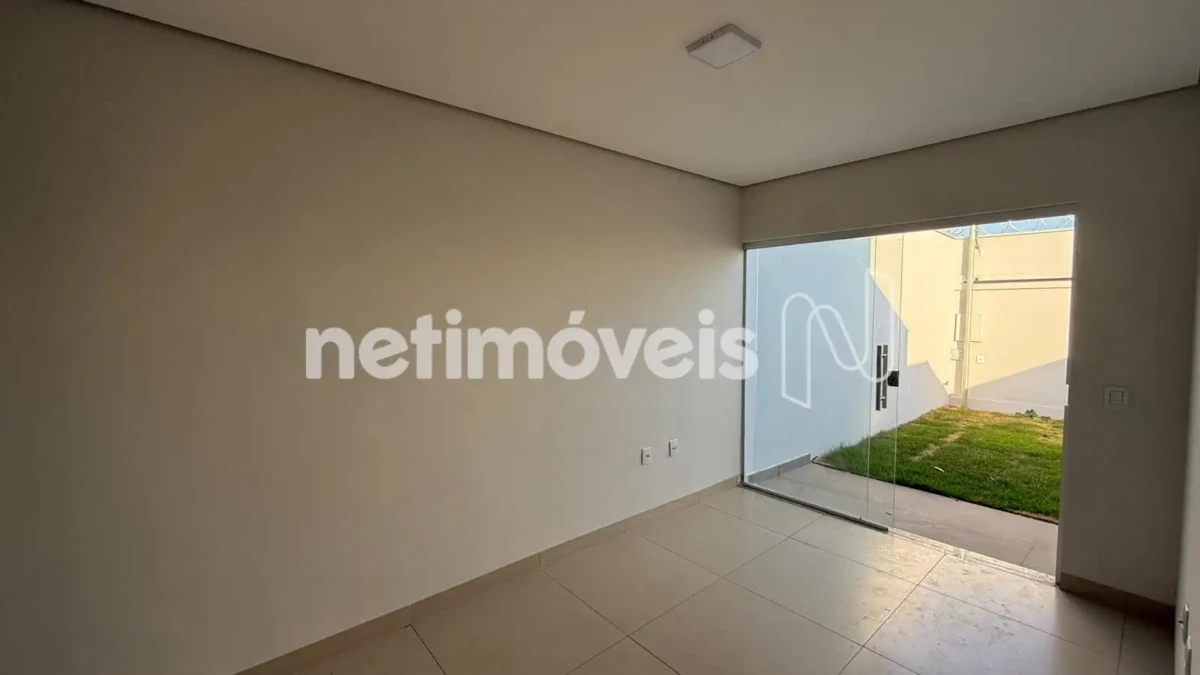 Casa para Venda com 2 quartos no bairro Guarujá