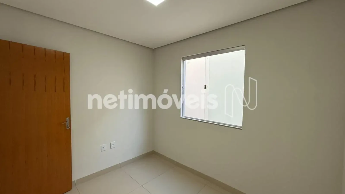 Casa para Venda com 2 quartos no bairro Guarujá