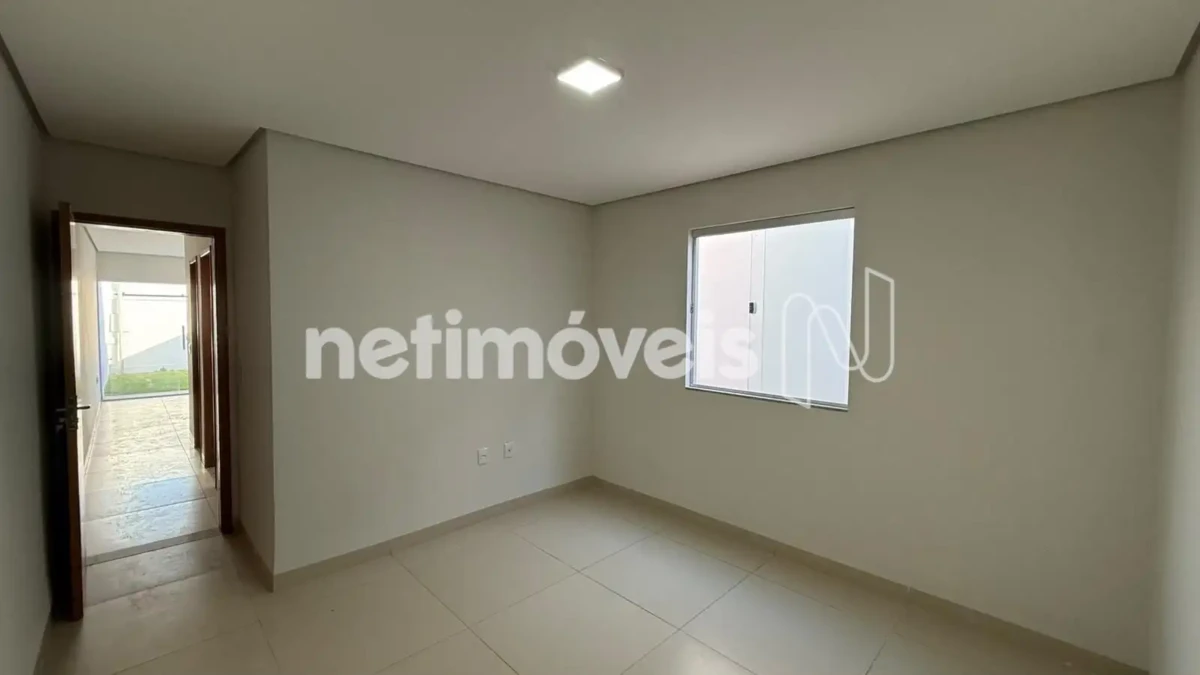 Casa para Venda com 2 quartos no bairro Guarujá