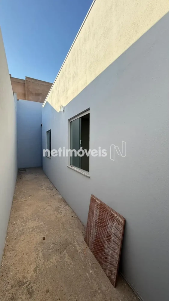Casa para Venda com 2 quartos no bairro Guarujá