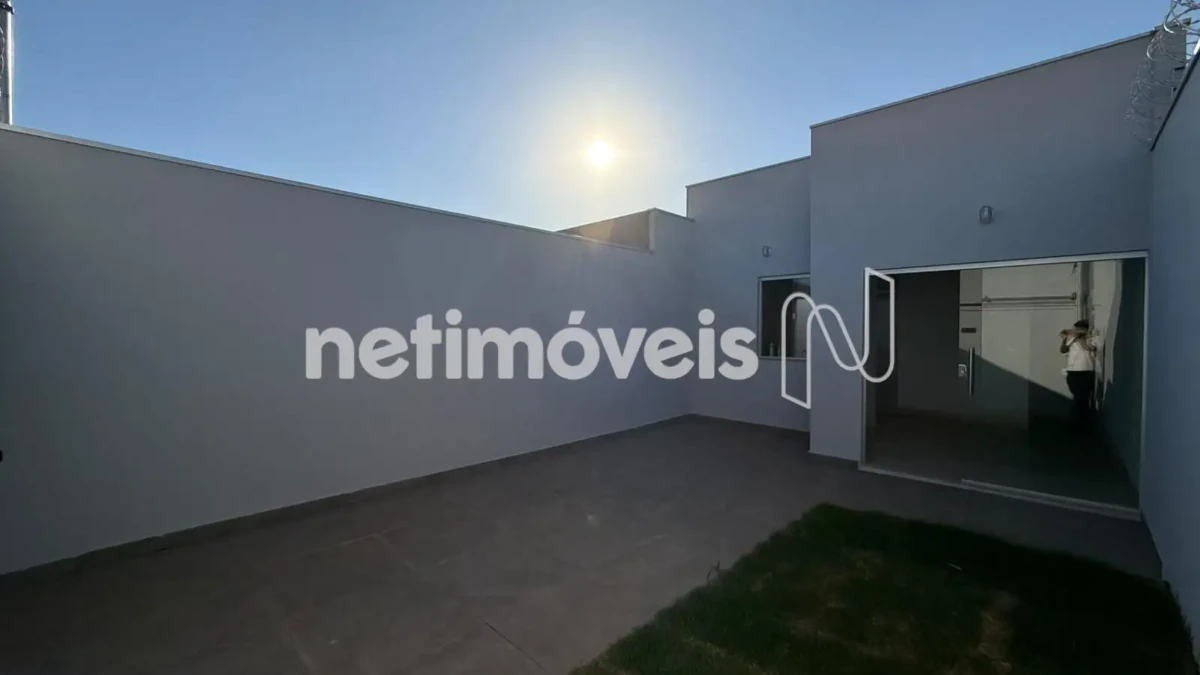 Casa para Venda com 2 quartos no bairro Guarujá