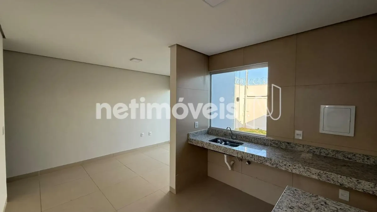Casa para Venda com 2 quartos no bairro Guarujá