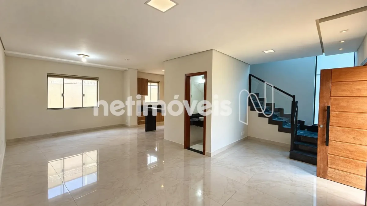 Casa para Venda com 3 quartos no bairro Vila Nova