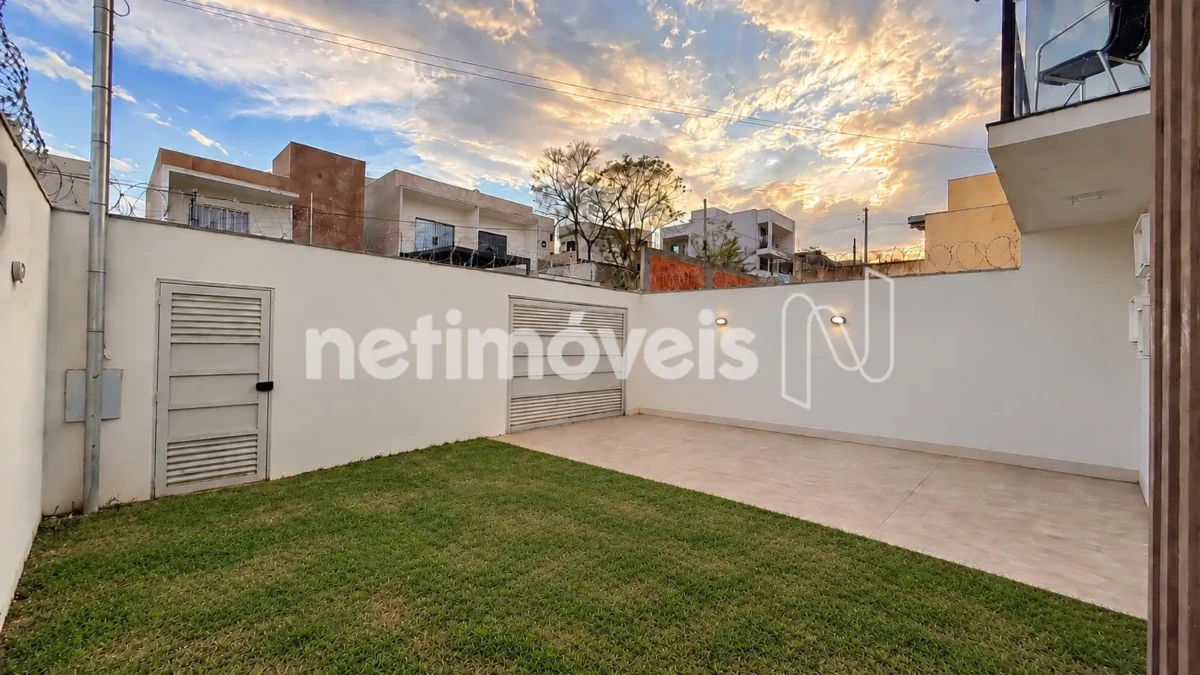 Casa para Venda com 3 quartos no bairro Vila Nova
