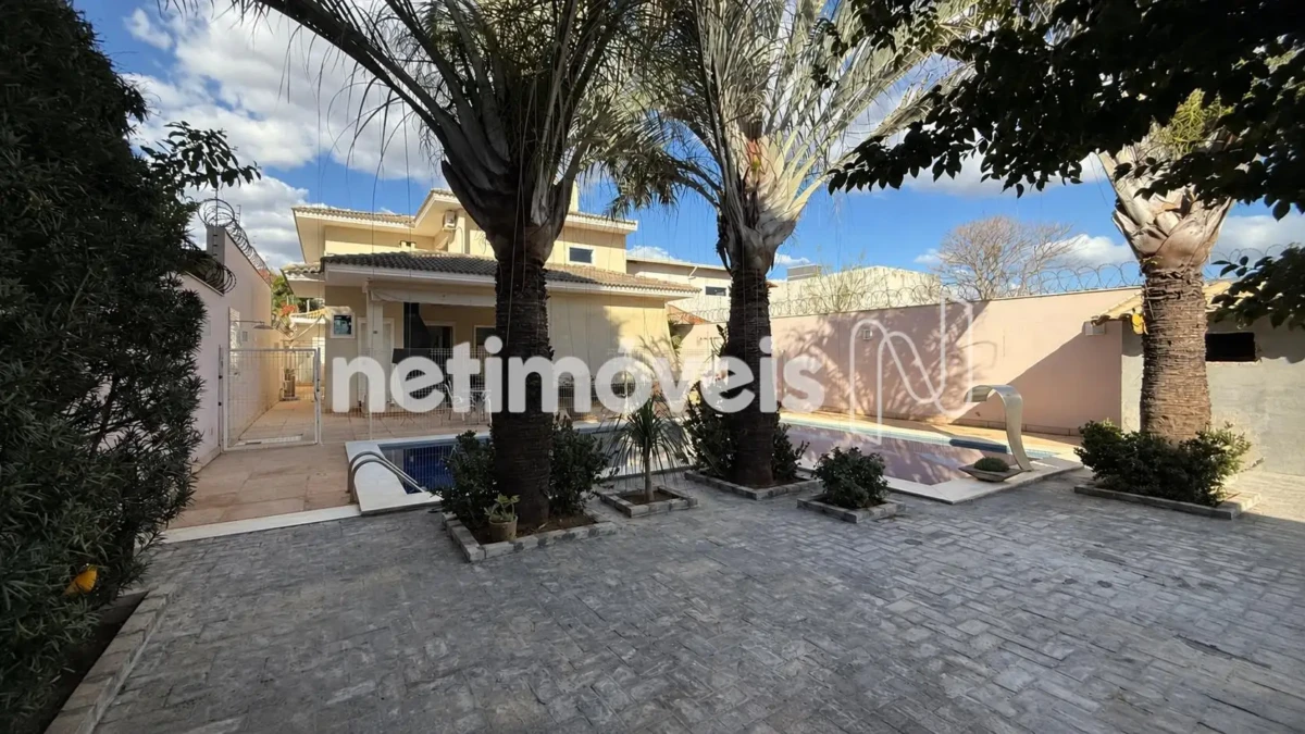 Casa para Venda com 4 quartos no bairro Morada do Parque