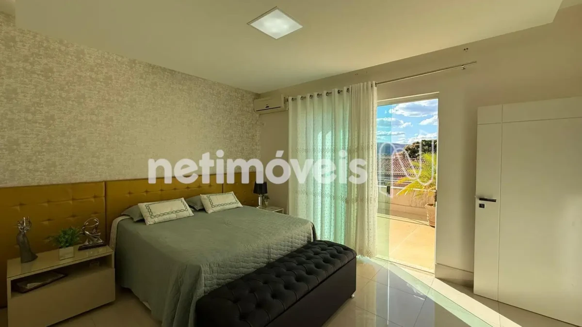 Casa para Venda com 4 quartos no bairro Morada do Parque