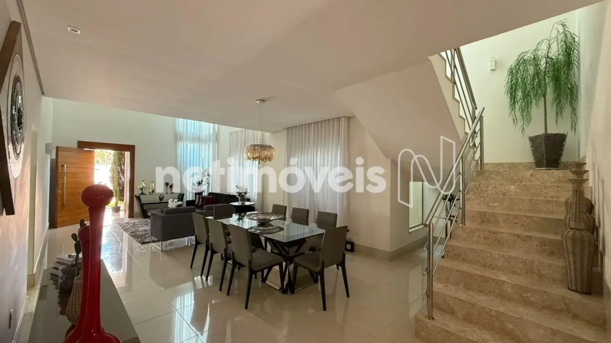 Casa para Venda com 4 quartos no bairro Morada do Parque