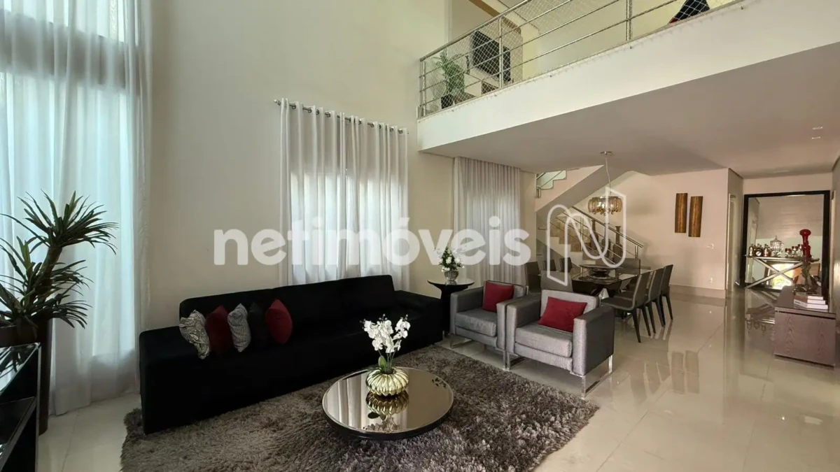 Casa para Venda com 4 quartos no bairro Morada do Parque